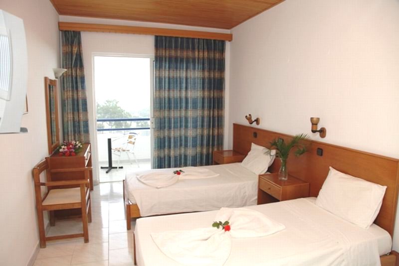 Hotel Golf View Rodas