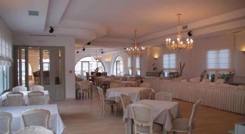 Saint Andrea Sea Side Resort  | Naousa | Cyclades | Greece 9