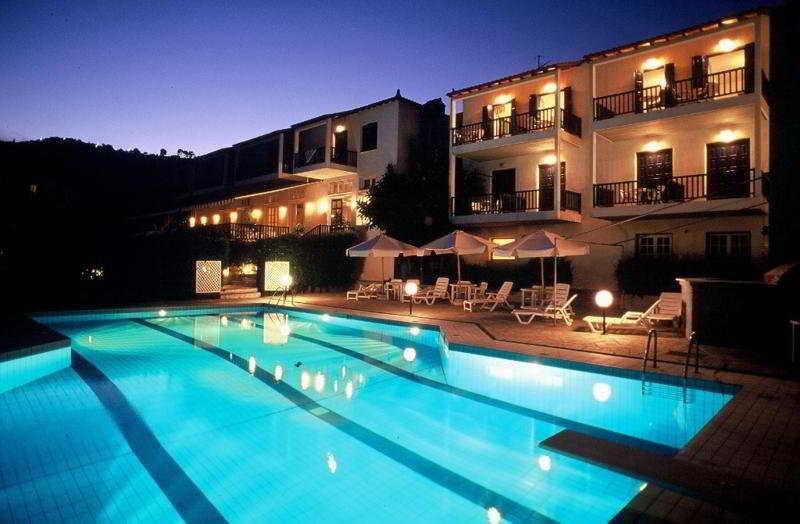 Hotel Aperitton  | Skopelos | Sporades | Greece 3