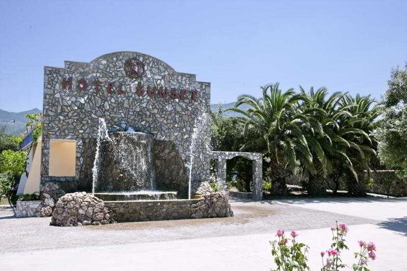 Hotel Sunset  | Petra | Lesbos | Greece 16