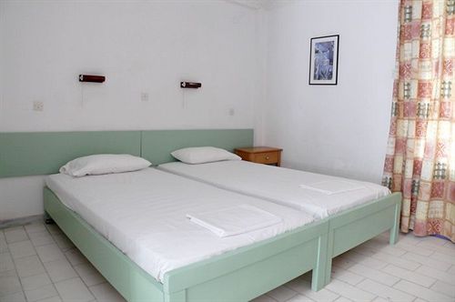 Hotel Esperides Maisonettes Apartments  | Aegina | Saronic Islands | Greece 14