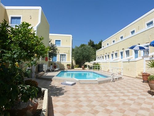 Hotel Esperides Maisonettes Apartments  | Aegina | Saronic Islands | Greece 2