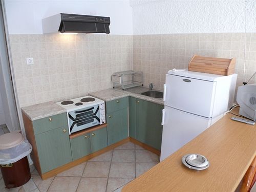 Hotel Esperides Maisonettes Apartments  | Aegina | Saronic Islands | Greece 5