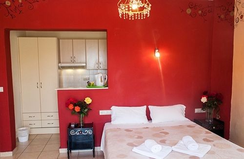 Bella Studios  | Benitses | Corfu | Greece 11