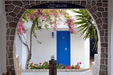 Lagada Beach Hotel Milos  | Milos | Cyclades | Greece 2