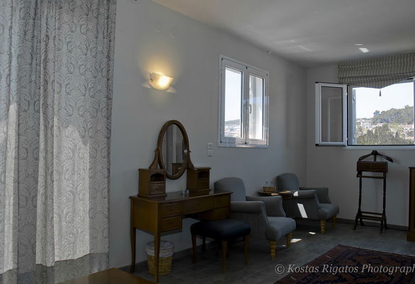 Aenos Hotel  | Argostoli | Kefalonia | Greece 13