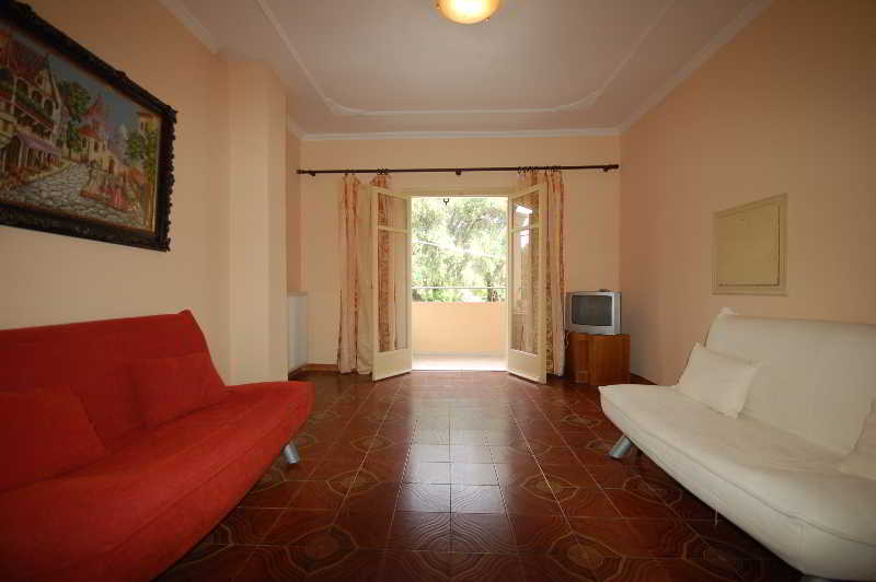 Dominoes  | Ipsos | Corfu | Greece 12