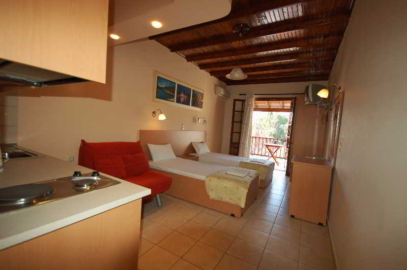 Dominoes  | Ipsos | Corfu | Greece 17