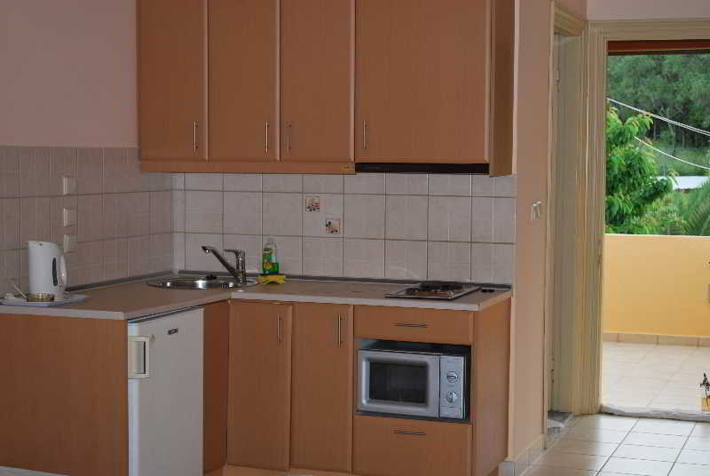 Dominoes  | Ipsos | Corfu | Greece 2