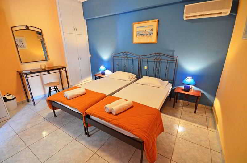 Dominoes  | Ipsos | Corfu | Greece 6