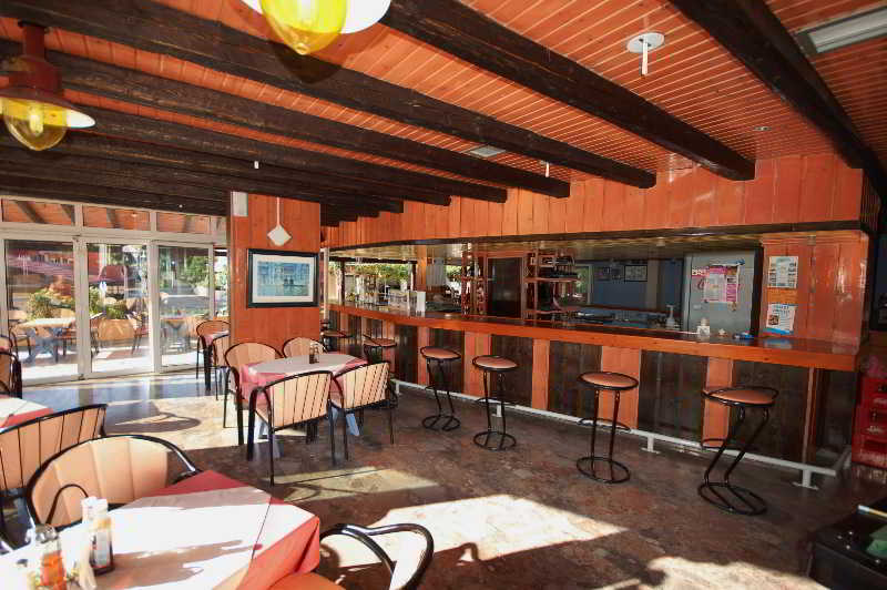 Dominoes  | Ipsos | Corfu | Greece 8