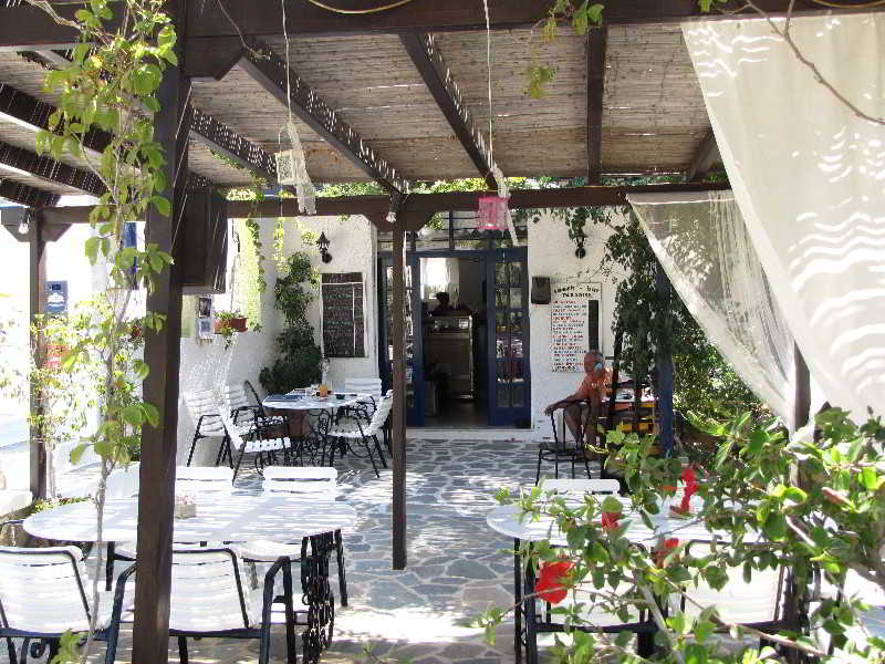 Hotel Paradise  | Milopotas | Ios | Greece 1