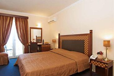 Hotel Pontikonissi  | Perama | Corfu | Greece 3