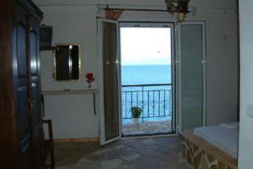 Margina Residence  | Paxi | Corfu | Greece 2