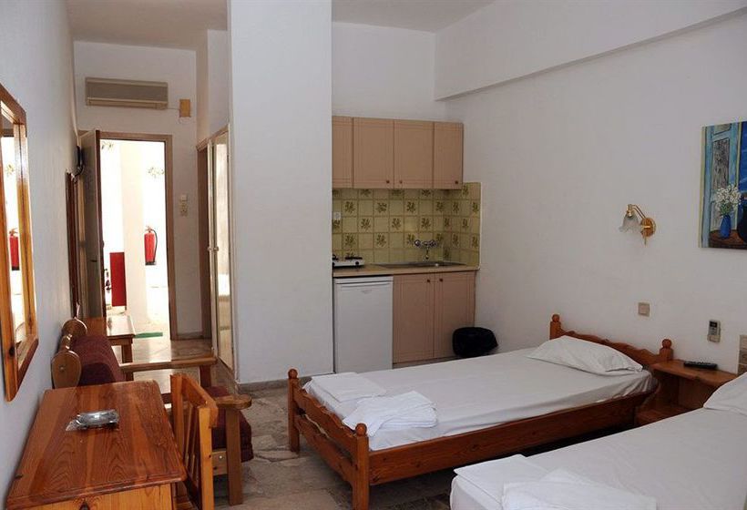 Zontanos Studios  | Poros | Saronic Islands | Greece 3