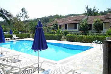 Lemon Tree Apartments  | Kassiopi | Corfu | Greece 2