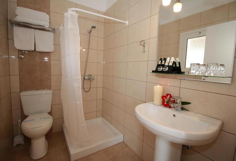 Yannis Hotel  | Ipsos | Corfu | Greece 5