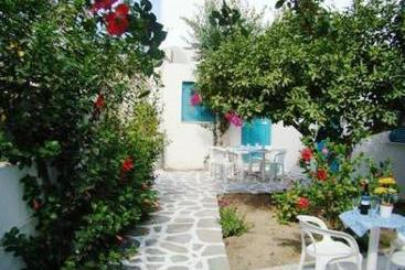 Hotel & Studios La Selini  | Parikia | Cyclades | Greece 1