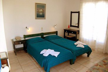 Captain Dounas Apartment Studios  | Naousa | Cyclades | Greece 1