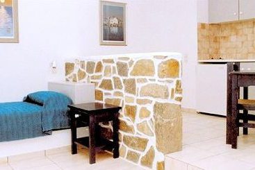 Captain Dounas Apartment Studios  | Naousa | Cyclades | Greece 6