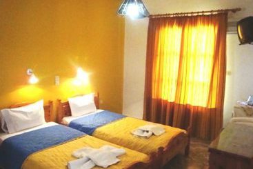 Hotel Rooms Vassiliki  | Parikia | Cyclades | Greece 1