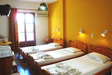 Hotel Rooms Vassiliki  | Parikia | Cyclades | Greece 2