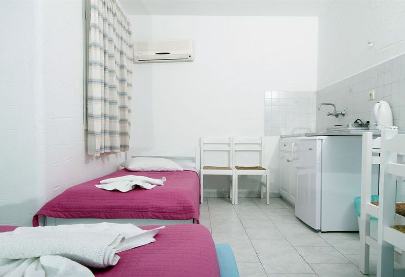 Stratos Studios  | Parikia | Cyclades | Greece 6