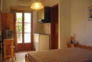 Alexatos Studios & Apartments  | Agia Efimia | Kefalonia | Greece 3