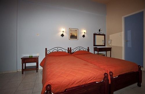 Hotel Paradise Rooms  | Ermoupolis - Siros Island | Cyclades | Greece 11