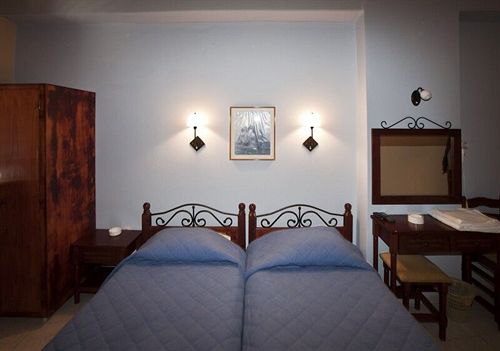 Hotel Paradise Rooms  | Ermoupolis - Siros Island | Cyclades | Greece 12