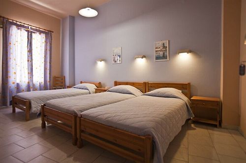 Hotel Paradise Rooms  | Ermoupolis - Siros Island | Cyclades | Greece 2