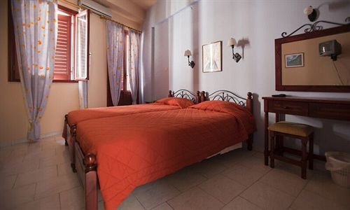 Hotel Paradise Rooms  | Ermoupolis - Siros Island | Cyclades | Greece 4