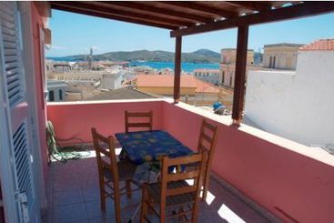 Hotel Vizantio Guesthouse  | Ermoupolis - Siros Island | Cyclades | Greece 2