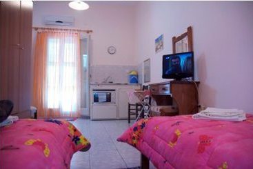 Hotel Vizantio Guesthouse  | Ermoupolis - Siros Island | Cyclades | Greece 6