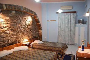 Hotel Pefkakia Park Rooms  | Ermoupolis - Siros Island | Cyclades | Greece 6