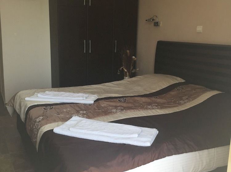 Hotel Ulrika  | Aegina | Saronic Islands | Greece 13