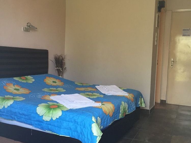 Hotel Ulrika  | Aegina | Saronic Islands | Greece 14