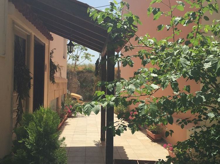 Hotel Ulrika  | Aegina | Saronic Islands | Greece 7