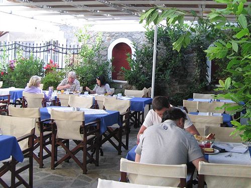 Mistral Hotel  | Hydra | Saronic Islands | Greece 4