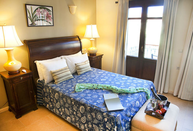 Hotel Balhambra Suites  | Fiskardo | Kefalonia | Greece 3