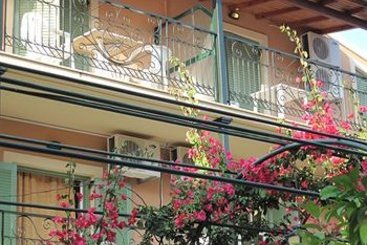 Philippos Kassiopi Apartments & Studios Hotel  | Kassiopi | Corfu | Greece 7