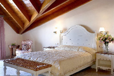 Suites & The City Boutique Apartment Argostoli