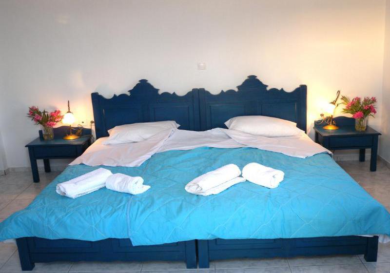 Theophili Pensión  | Milos | Cyclades | Greece 2