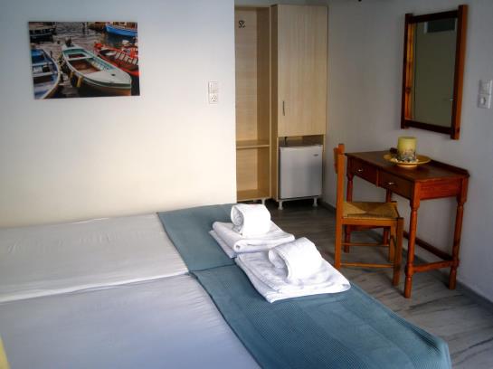 Drakos Twins  | Milopotas | Ios | Greece 4