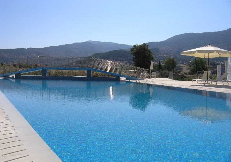 Hotel Eirini  | Petra | Lesbos | Greece 4