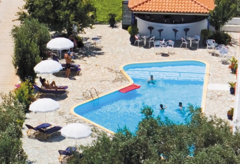 Complejo Artemis Bungalows  | Skopelos | Sporades | Greece 13