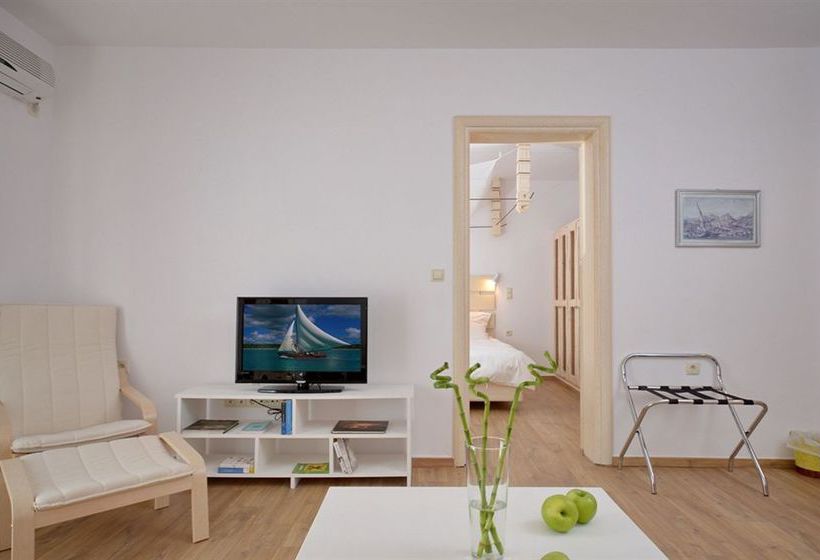 Saint Vlassis Studios  | Naxos | Naxos Island | Greece 10