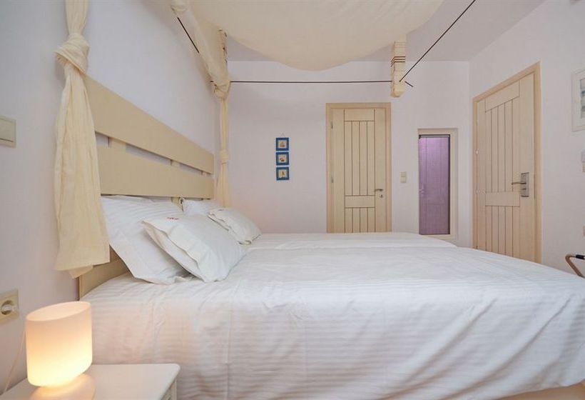 Saint Vlassis Studios  | Naxos | Naxos Island | Greece 17