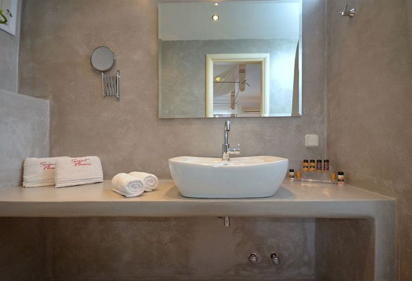 Saint Vlassis Studios  | Naxos | Naxos Island | Greece 2