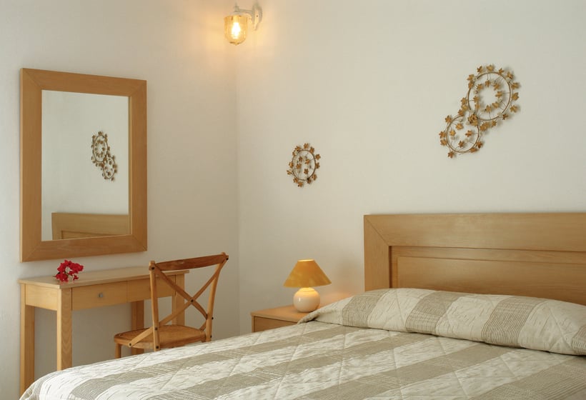 Vardia Bay Studios  | Folegandros | Cyclades | Greece 4